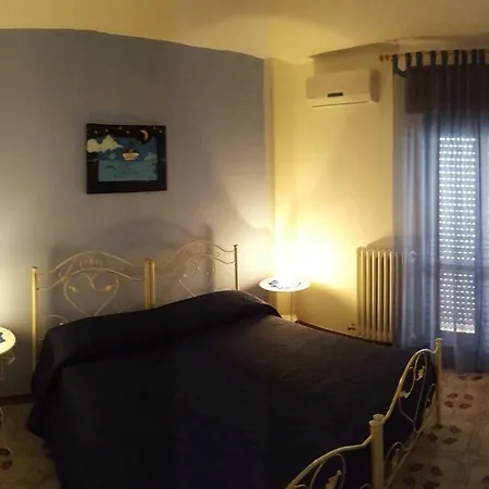 Blue Holiday Apartment *